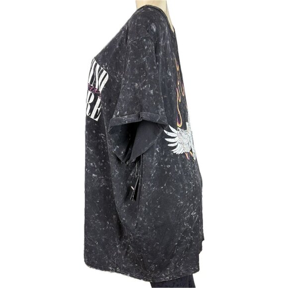 Torrid +6 Black Aged Slashed Neck Find Your Fire Graphic Eagle Short Sleeve Tee - Picture 5 of 6